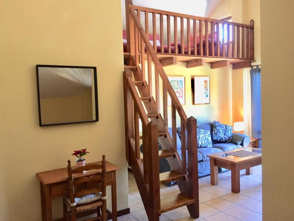 Apartamentos Turisticos San Juan De La Pena Santa Cruz de la Serós Exteriör bild